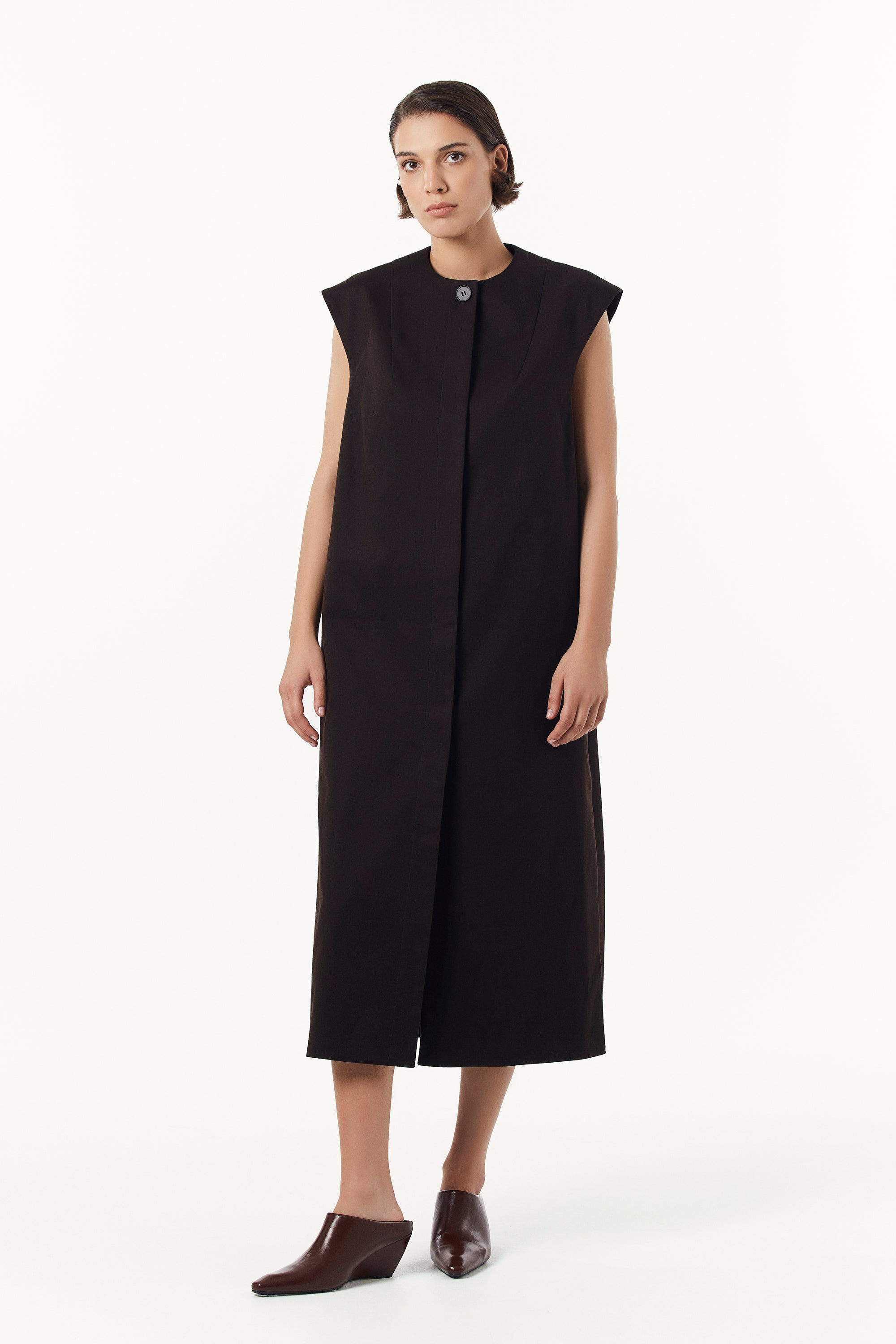 Suit Trench